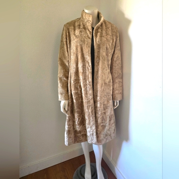 Alpine Studio Faux Fur Tan Collared Long Winter Coat - Picture 1 of 15